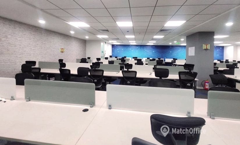 40 m² Business space in Ahmedabad, 4th Floor (380051) - 3 | MatchOffice.com