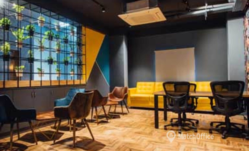 10 m² Serviced office in Bangalore Central, Ginger Hotel (560066) - 2 | MatchOffice