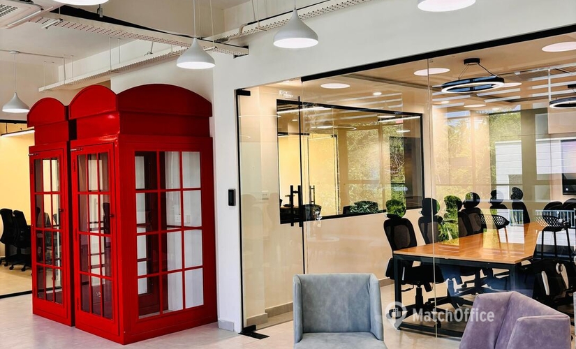 600 m² Business space in Kochi, Chittethukara (682030) - 1 | MatchOffice.com