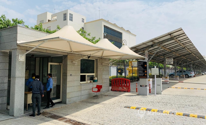 Office 3rd Floor 110077 New Delhi