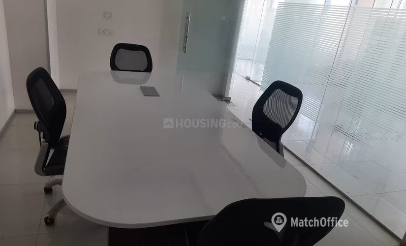 400 m² Business park in New Delhi, Sector 142 (201305) - 1 | MatchOffice