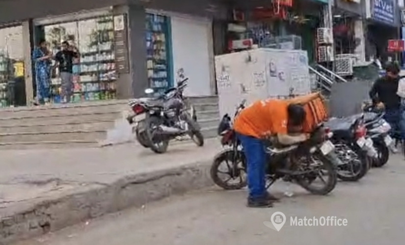 43 m² Commercial shop for rent in Noida, Sector 50 (201301) - 1 | MatchOffice