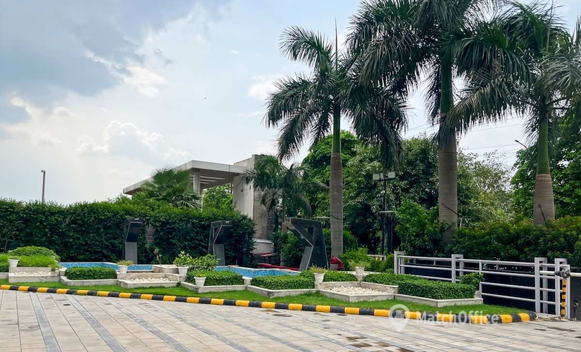 10 m² Business center in Noida, Aykon Tower Noida-Greater Noida Expressway (201304) - 4 | MatchOffice.com