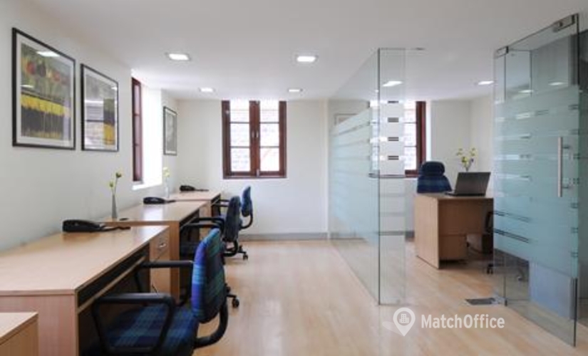100 m² Business park property for rent in Mumbai Central, DBS House (400001) - 1 | MatchOffice