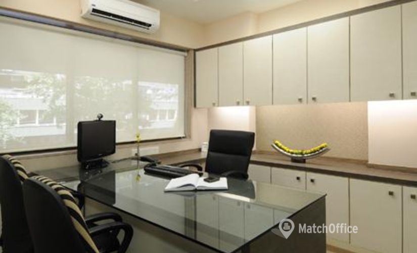 100 m² Business center property available to rent in Mumbai Central, Raheja Chambers (400021) - 1 | MatchOffice.com