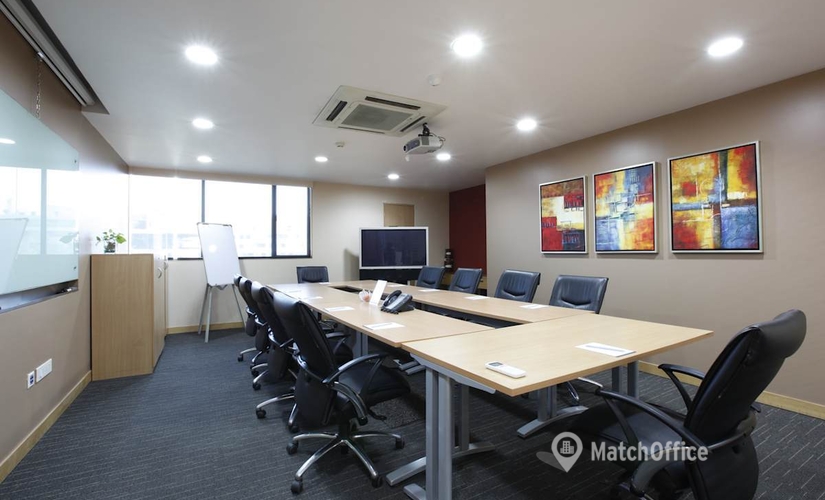 10 m² Business space in Mumbai Central, Andheri-Kurla Road (400059) - 2 | MatchOffice