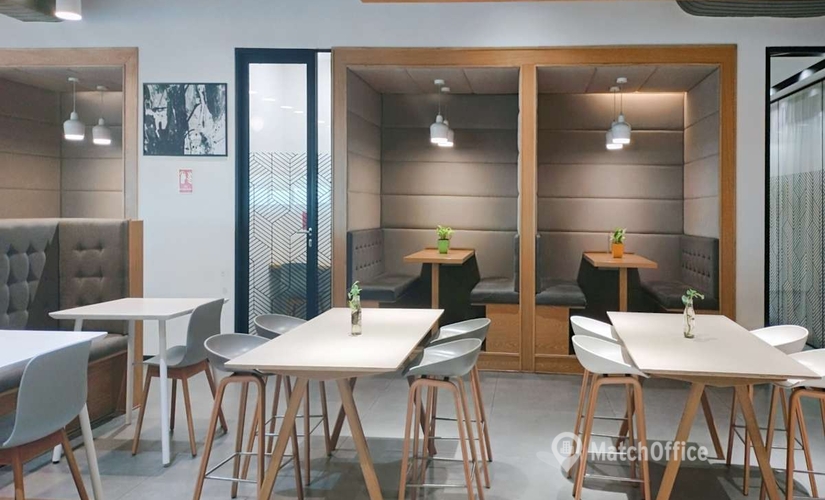 10 m² Serviced office in Bengaluru Central, Fairway Business Park (560001) - 4 | MatchOffice.com