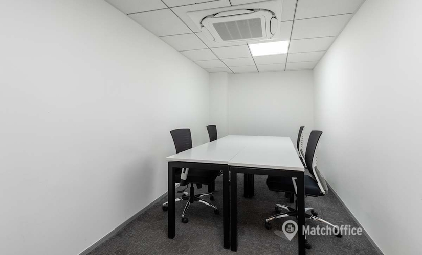 10 m² Serviced office in Ahmedabad, 1107 -114 A wing Ratnakar Nine Square  (380015) - 2 | MatchOffice.com