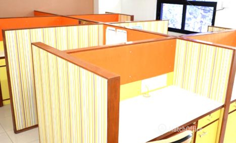 16 m² Serviced office building available to rent in Ahmedabad, A-367 (380009) - 2 | MatchOffice.com