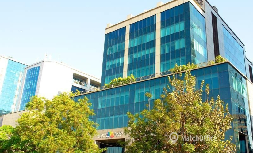300 m² Business space place up for rent in Mumbai Central, Level 8 (400051) - 0 | MatchOffice.com