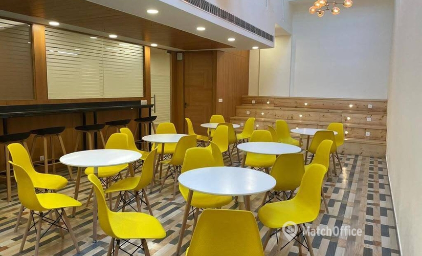 603 m² Shared workspace in New Delhi, Chauhan Vithi Road E-14 (110024) - 0 | MatchOffice