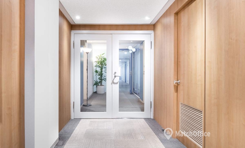 10 m² Business center in Osaka, 3-2-25 Kitahama (541-0041) - 1 | MatchOffice