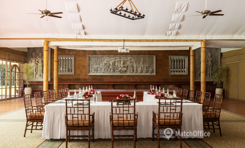 345 m² Conference hall in Siem Reap City, Preah Sihanouk Ave (17251) - 2 | MatchOffice.com