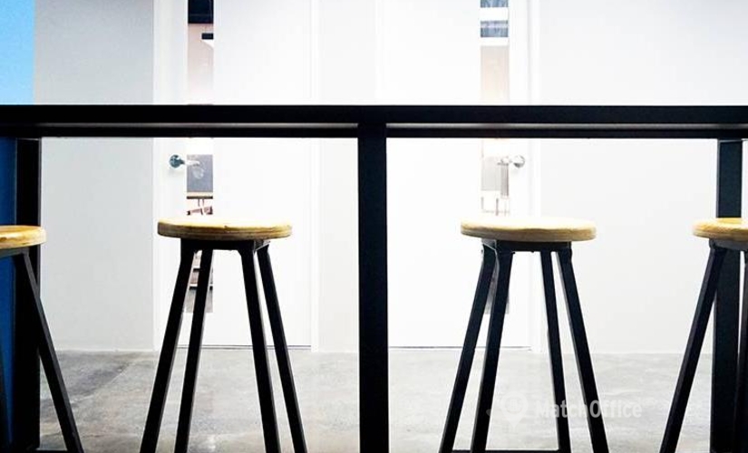 25 m² Conference space in Makati City, Left Wing 2nd Floor Molave Building (2231) - 4 | MatchOffice.com