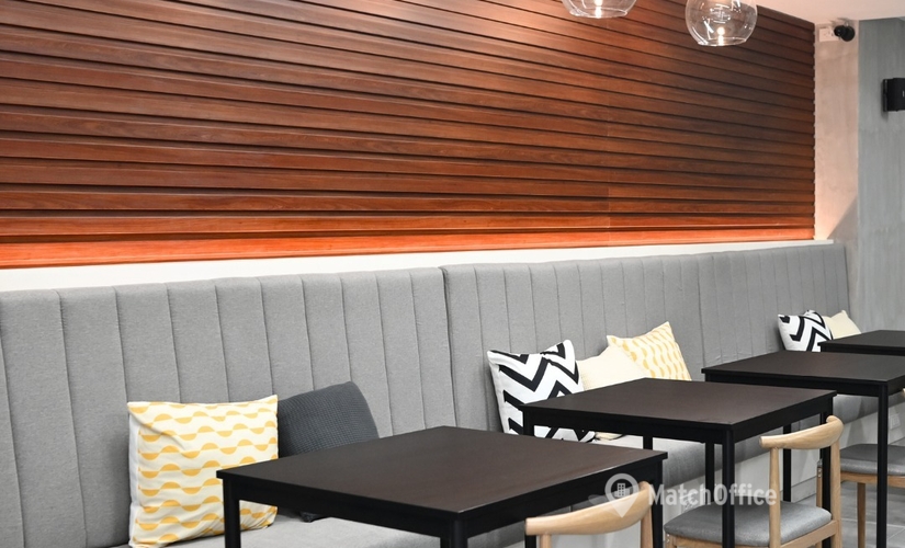 80 m² Shared workspace  in Quezon City, N. Domingo Cor (1111) - 3 | MatchOffice