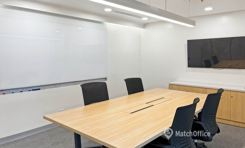 10 m² Business center in Quezon City, 40th Floor (1110) - 2 | MatchOffice.com