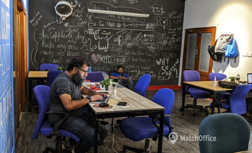 1114 m² Coworking in Karachi, Shahrah-e-Faisal Road (75100) - 1 | MatchOffice