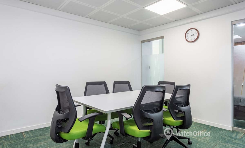 10 m² Serviced office in Karachi, BRR Tower (74000) - 2 | MatchOffice.com