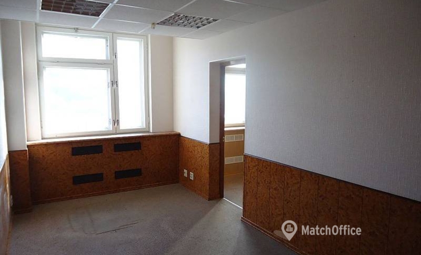 50 m² Business space place for rent in Murmansk, Podgornya 82 (183001) - 1 | MatchOffice.com
