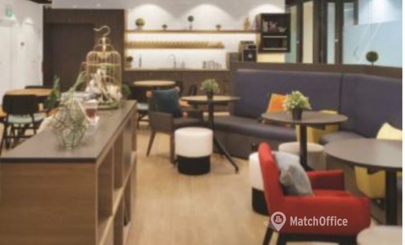 49 m² Serviced office property available to rent in Singapore CBD, 24 Raffles Pl (048621) - 1 | MatchOffice