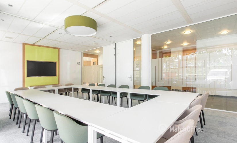 680 m² Business center in Ho Chi Minh, Đường Quốc lộ 1A (700000) - 2 | MatchOffice