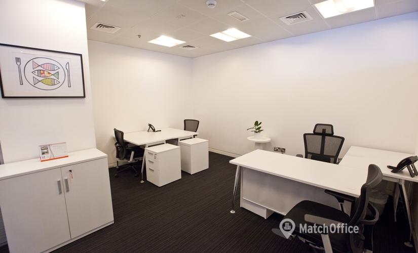 32 m² Serviced office place for rent in Dubai, Building 11 (%[postal_code]) - 2 | MatchOffice