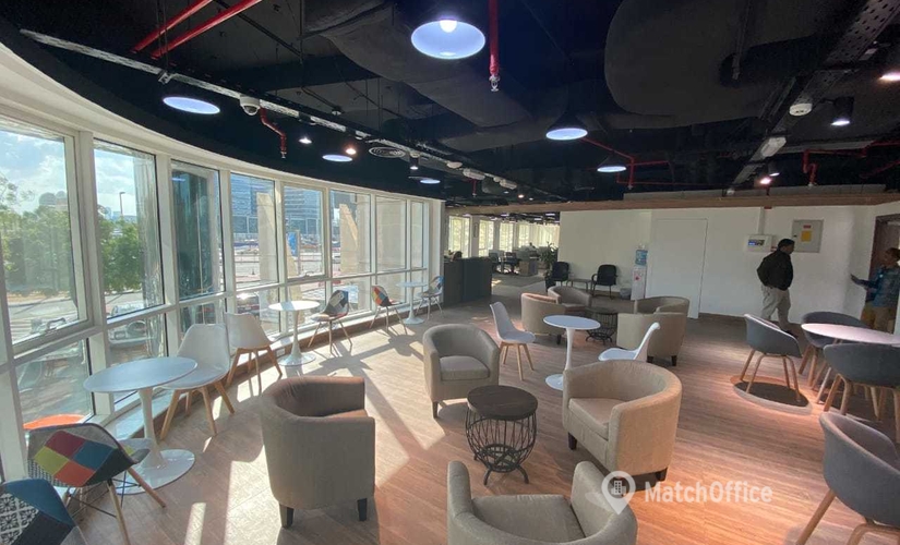 100 m² Business center building available to rent in Dubai, 1st Floor DNIR Building  (%[postal_code]) - 1 | MatchOffice.com