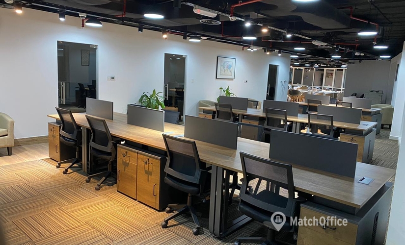 700 m² Coworking  in Dubai, 32 Street (%[postal_code]) - 1 | MatchOffice.com