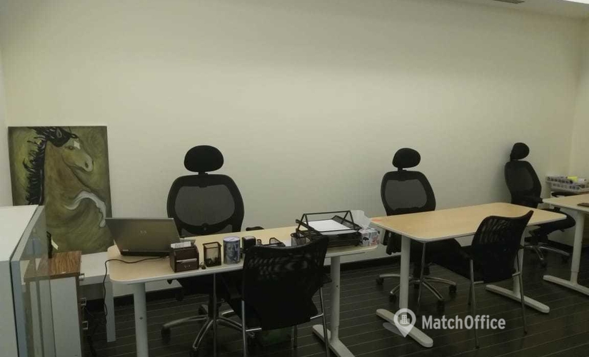 100 m² Business park building for rent in Dubai, Dusseldorf Business Point (%[postal_code]) - 1 | MatchOffice