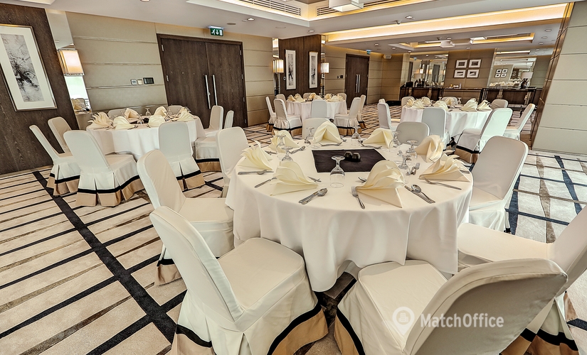 40 m² Serviced office in Abu Dhabi, Sheikh Fatima bint Mubarak Street (%[postal_code]) - 1 | MatchOffice