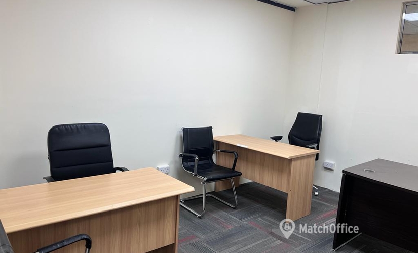 235 m² Serviced office in Dubai, Al Maktoum Road (%[postal_code]) - 2 | MatchOffice.com