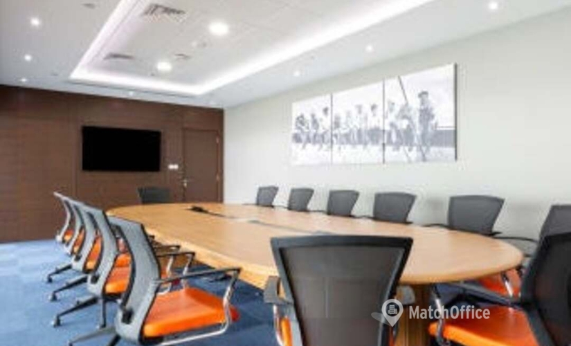 100 m² Meeting room in Abu Dhabi, Tamouh Tower (%[postal_code]) - 1 | MatchOffice.com