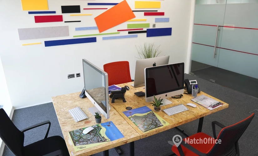 10000 m² Serviced office in Dubai, 25 Floor (%[postal_code]) - 1 | MatchOffice