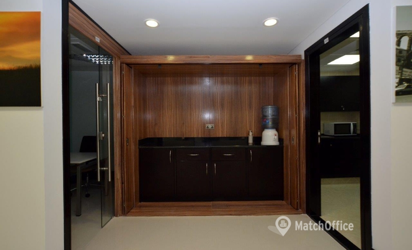 100 m² Business park in Abu Dhabi, 3rd Street 405 (%[postal_code]) - 1 | MatchOffice.com