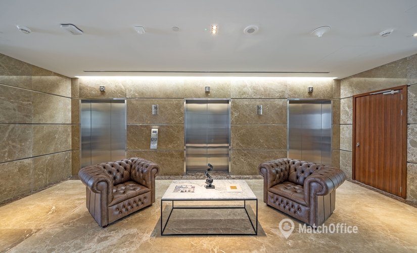 150 m² Serviced office in Abu Dhabi, Corniche Road (%[postal_code]) - 2 | MatchOffice.com