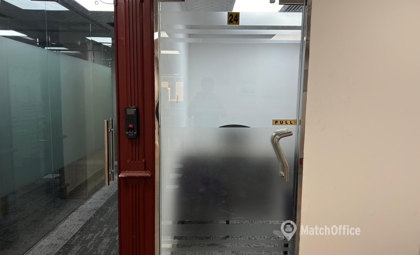 Office 777V+Q8G  Dubai