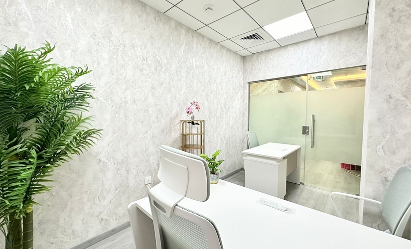 Office Iris Bay Dubai