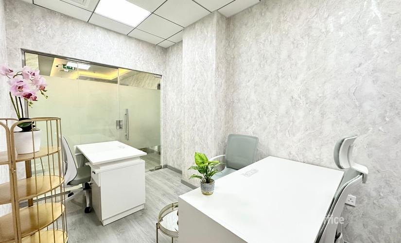 Office Iris Bay Dubai