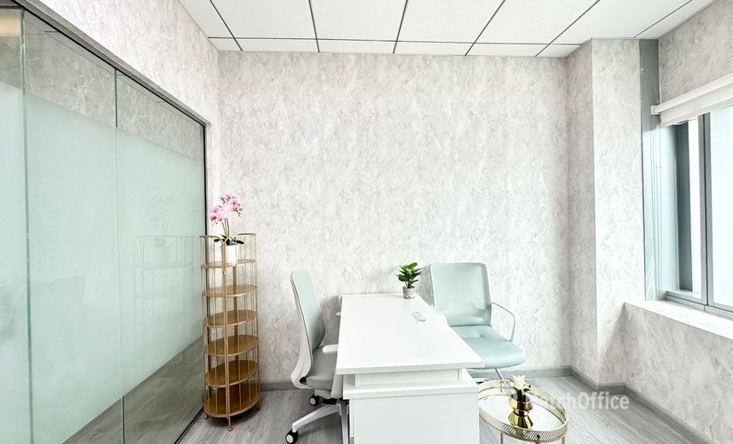 Office Iris Bay Dubai