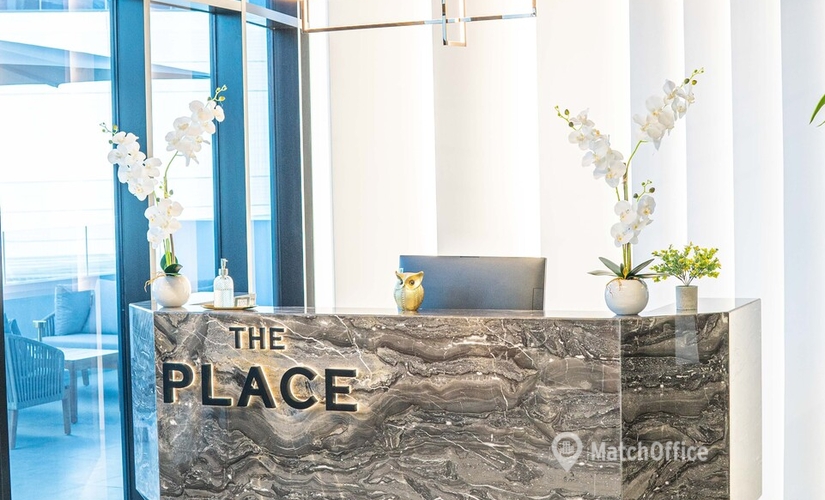 1000 m² Business space in Dubai, Baniyas Rd (%[postal_code]) - 1 | MatchOffice