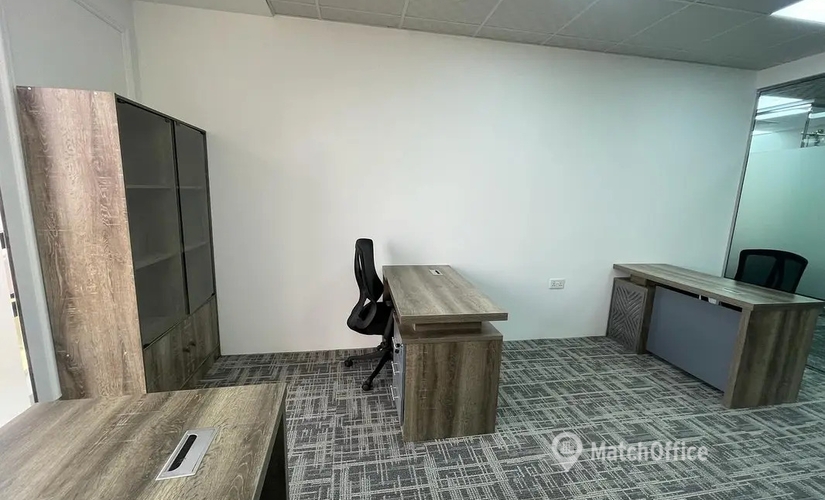 Office 777V+Q8G  Dubai