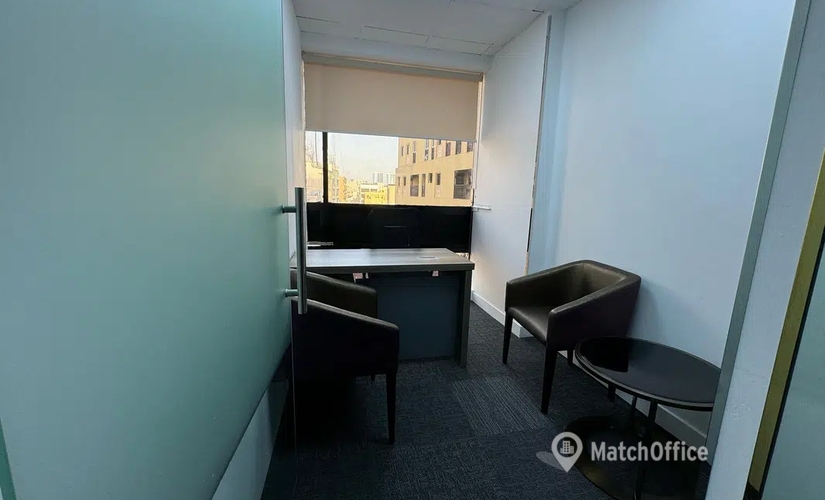 Office 777V+Q8G  Dubai