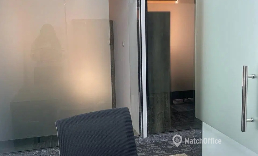 Office 777V+Q8G Dubai