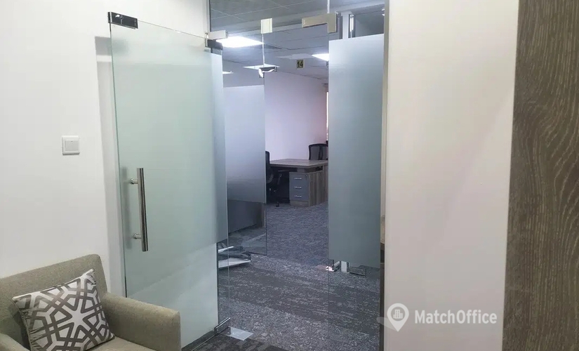 Office 777V+Q8G Dubai