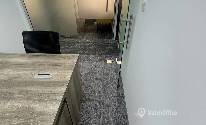 Office 777V+Q8G Dubai