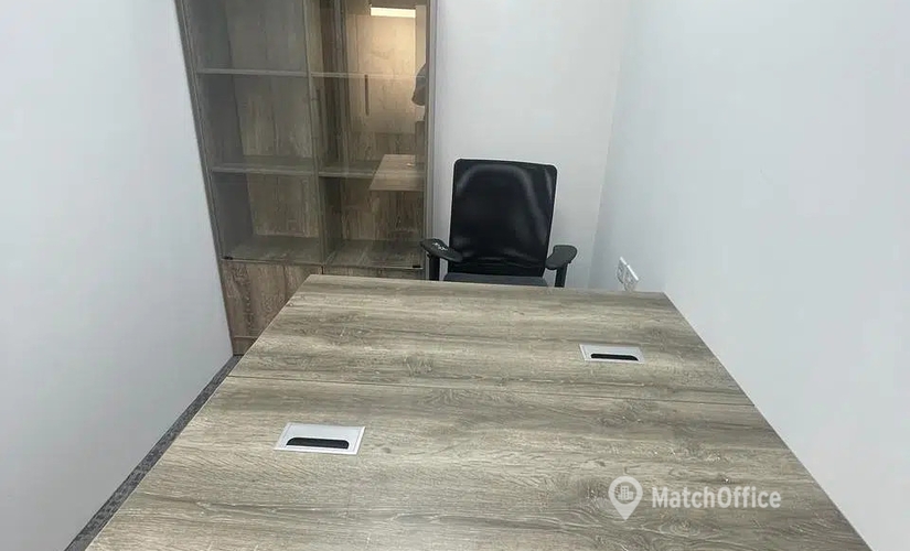 Office 777V+Q8G  Dubai