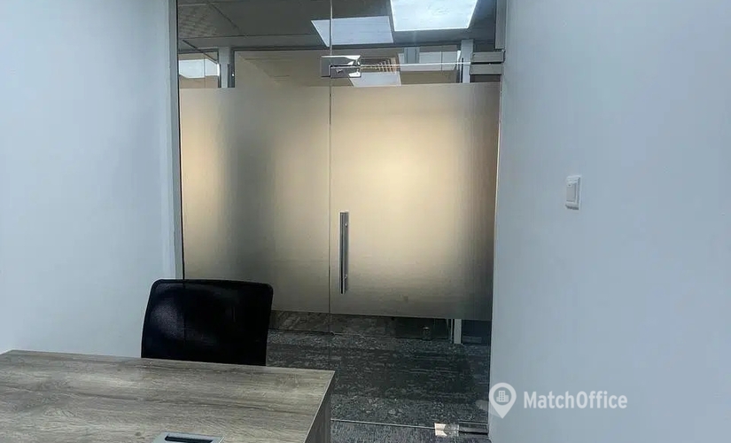 Office 777V+Q8G  Dubai