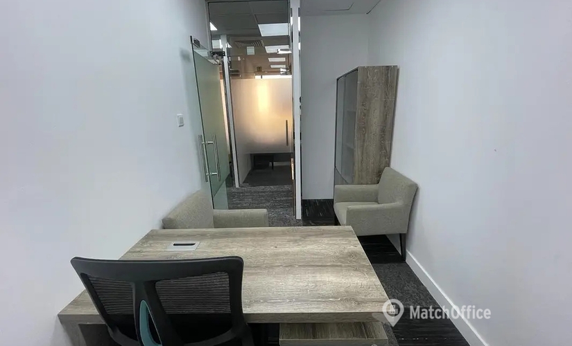 Office 777V+Q8G Dubai