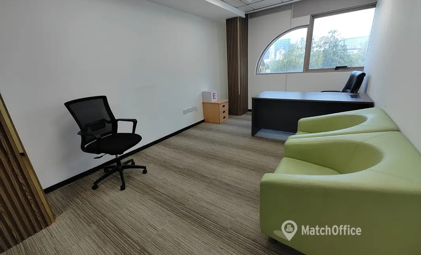 Office Al Maktoum Road 80  Dubai