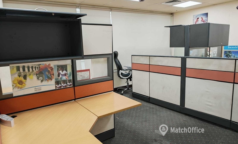 Office Al Muraqqabat 00000 Dubai